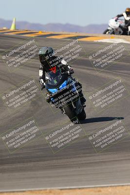 media/Dec-15-2023-Apex Assassins (Fri) [[91f19fb1c7]]/Trackday 2/Session 3 (Turns 9 and 10)/